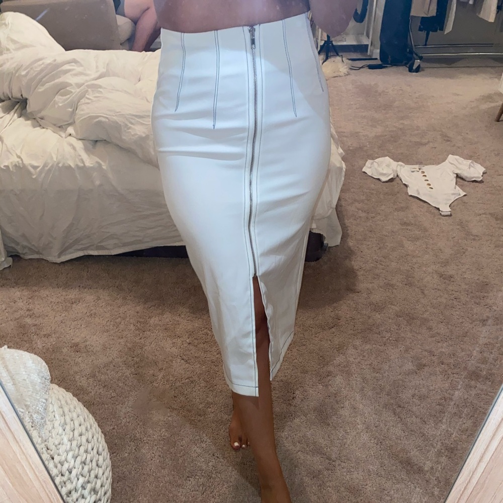 White midi skirt